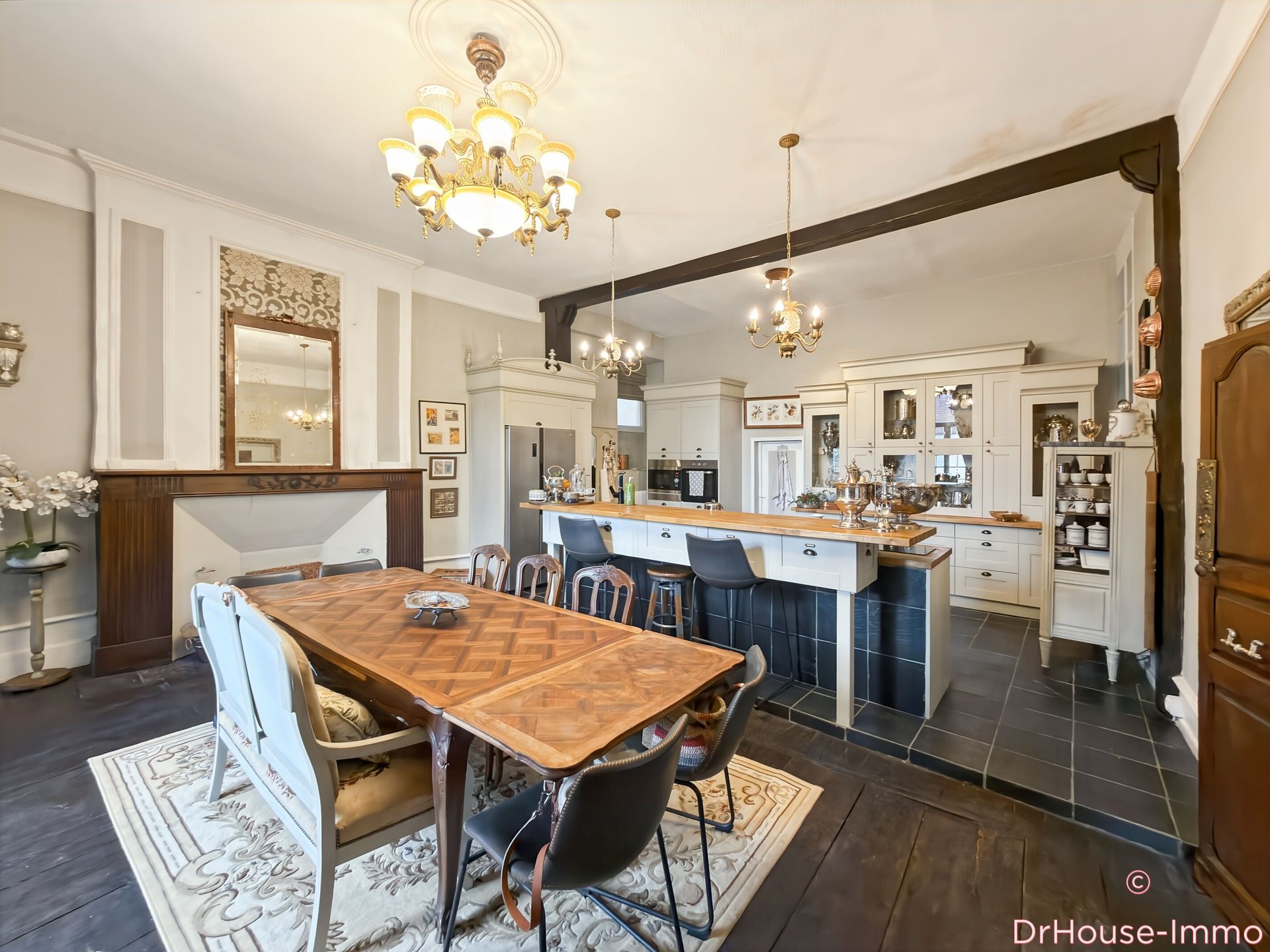 Maison à vendre, 320m², Beaulieu-sur-Dordogne