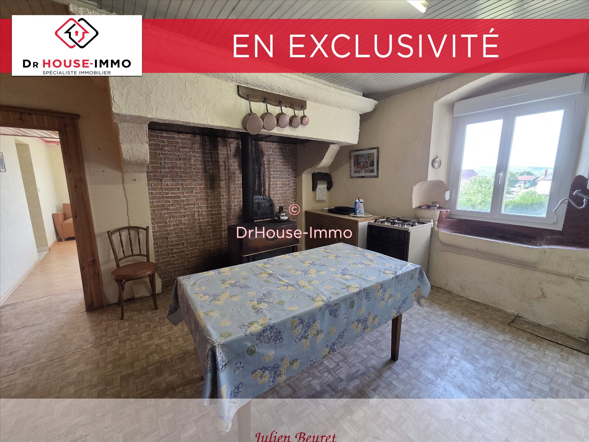 Maison à vendre, 142m², Uzelle