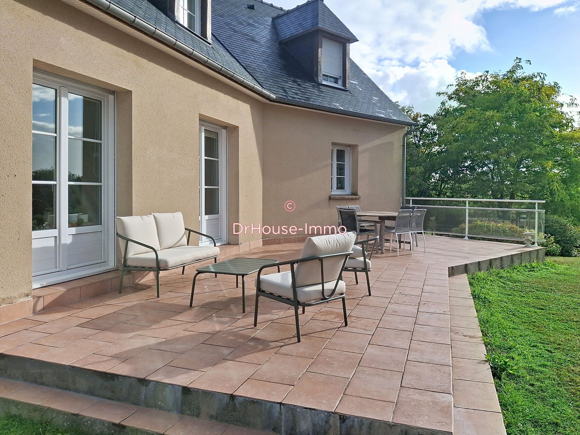 Maison à vendre, 128m², Saint-Loup