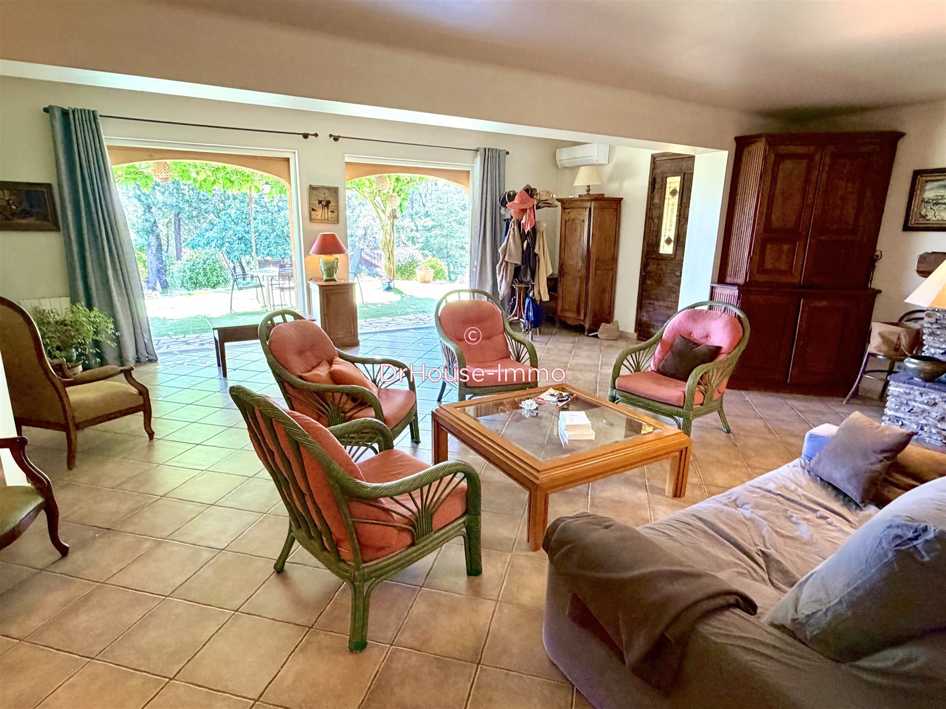 Maison à vendre, 184m², Saint-Antonin-du-Var