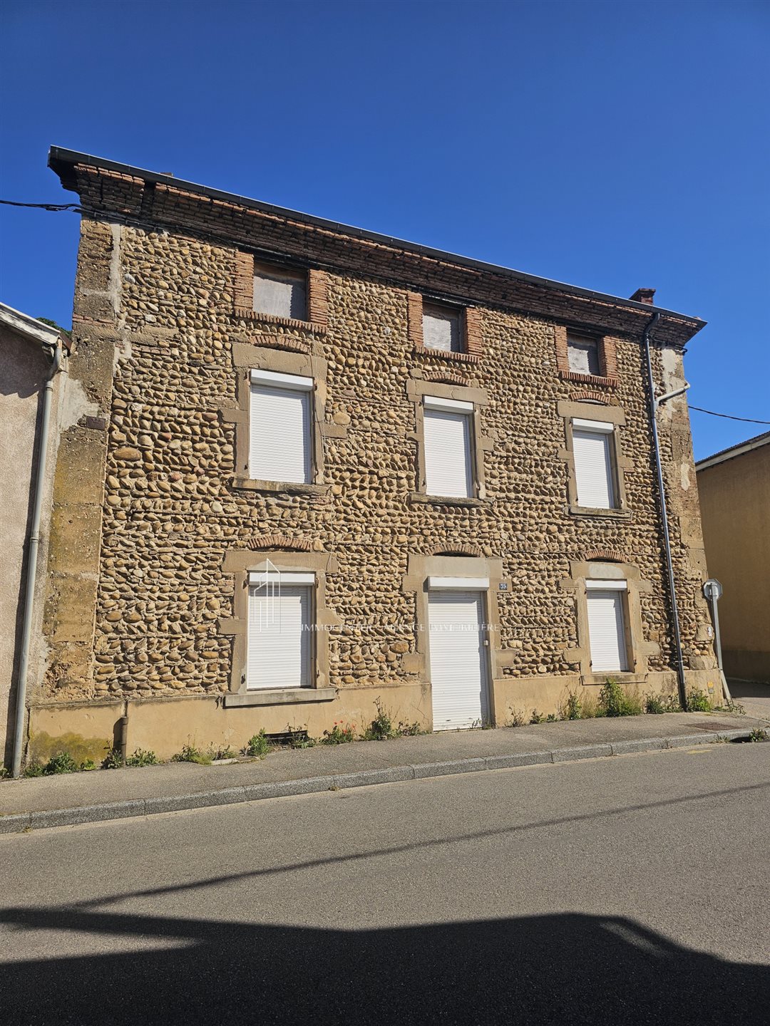 Maison à vendre, 140m², Anneyron