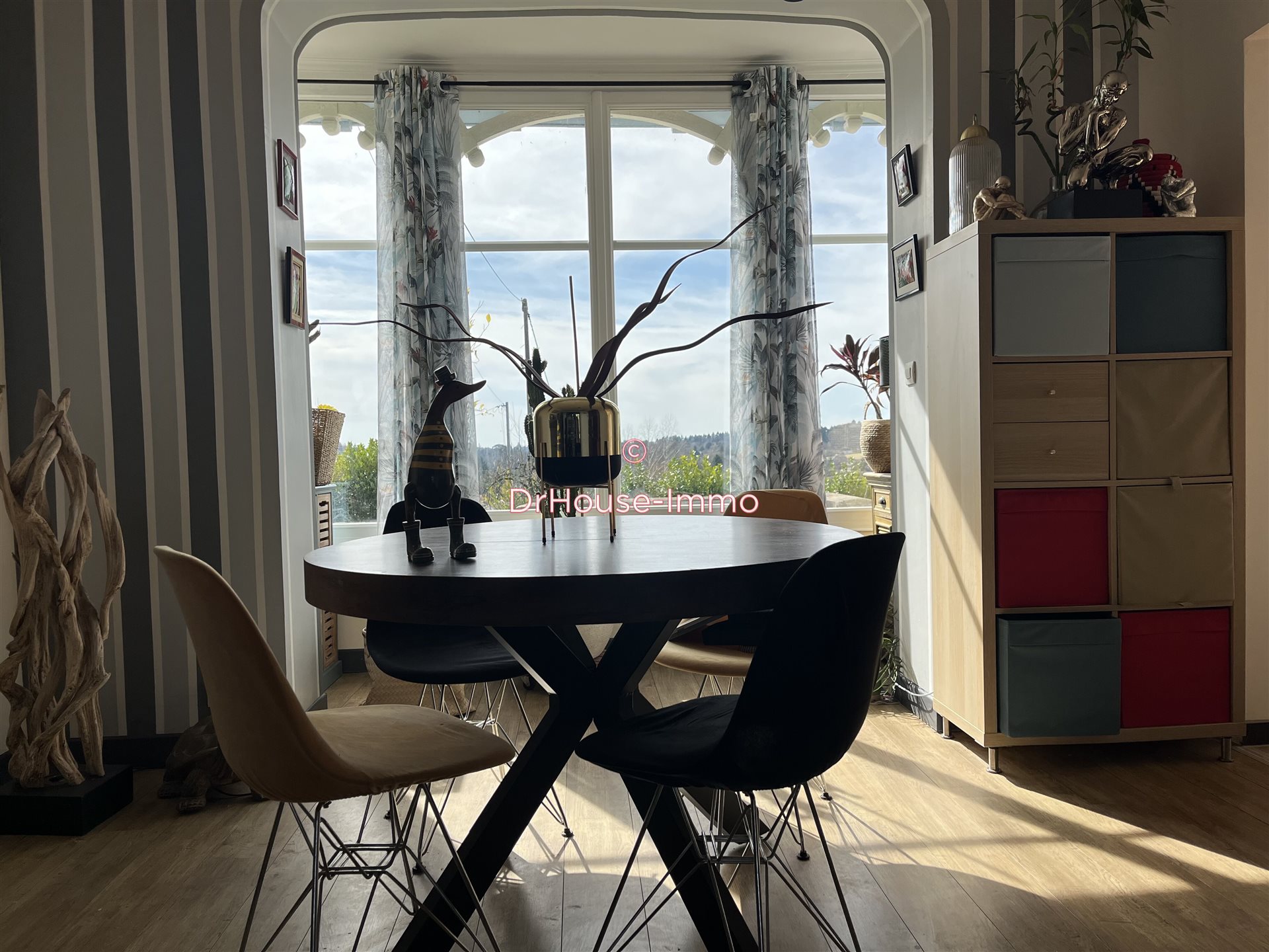 Maison à vendre, 240m², Saint-Yrieix-la-Perche