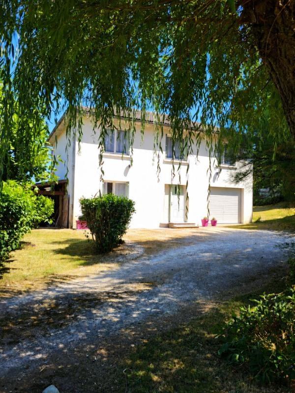 Maison à vendre, 133m², Bassillac et Auberoche