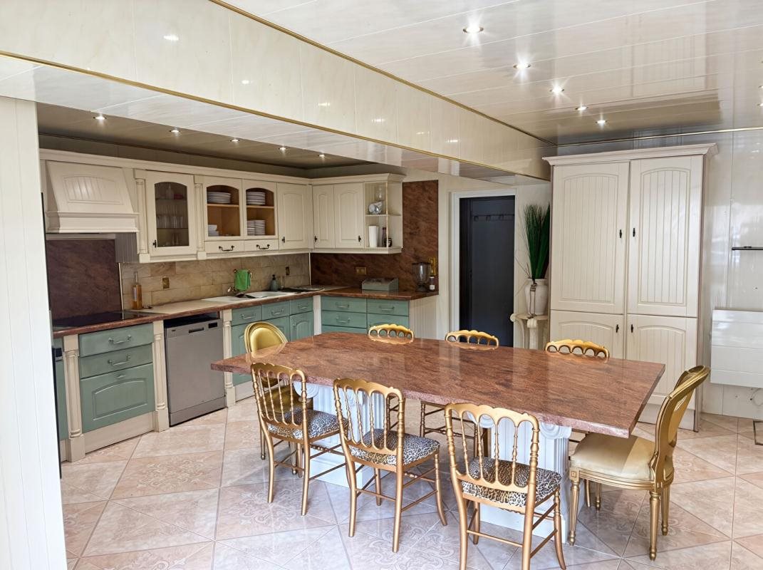 Maison à vendre, 340m², Arnières-sur-Iton