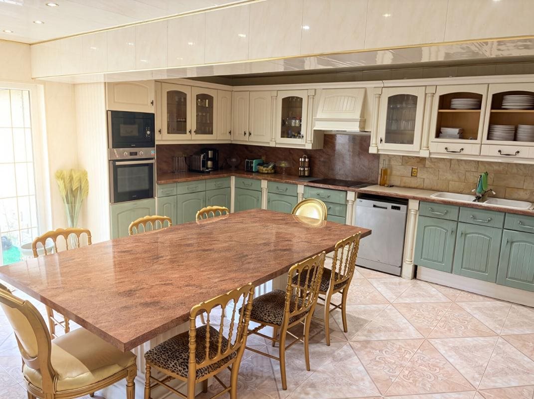 Maison à vendre, 340m², Arnières-sur-Iton