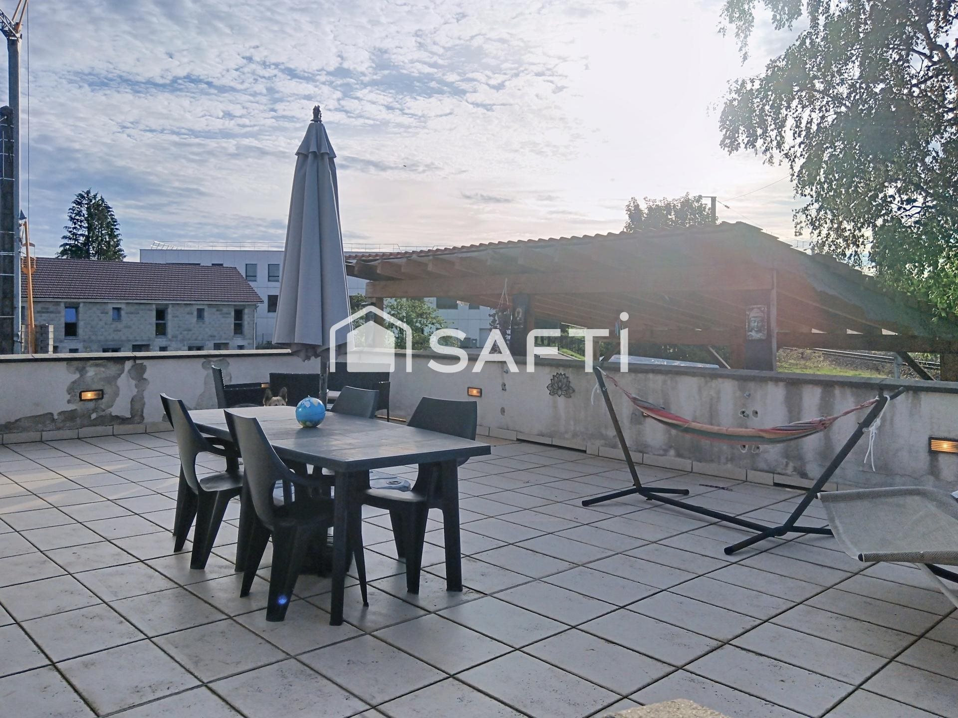 Maison à vendre, 138m², Frasne