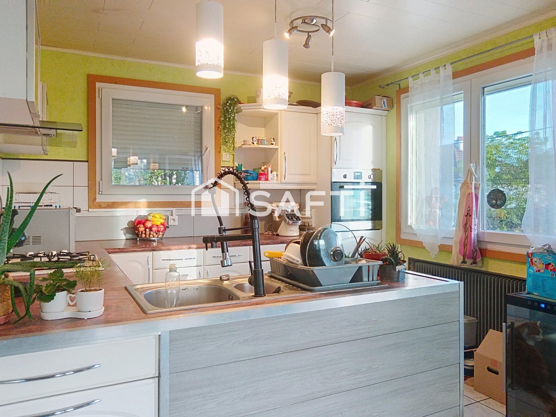 Maison à vendre, 138m², Frasne