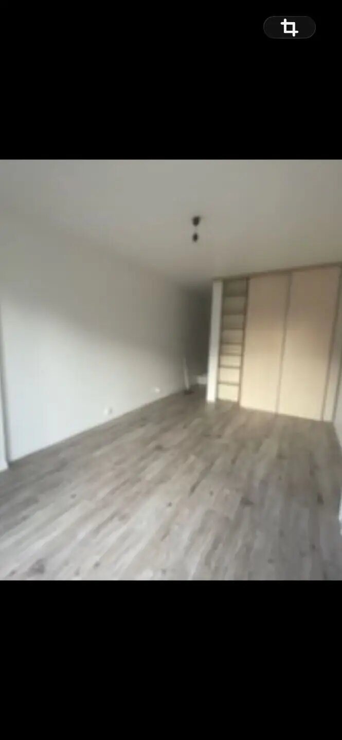 Appartement à louer, 23m², Clichy