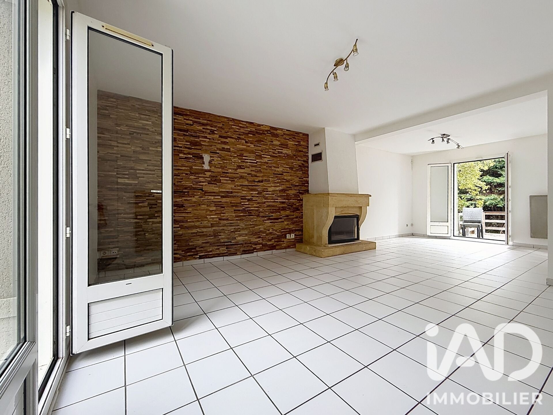Maison à vendre, 120m², Bruyères-le-Châtel