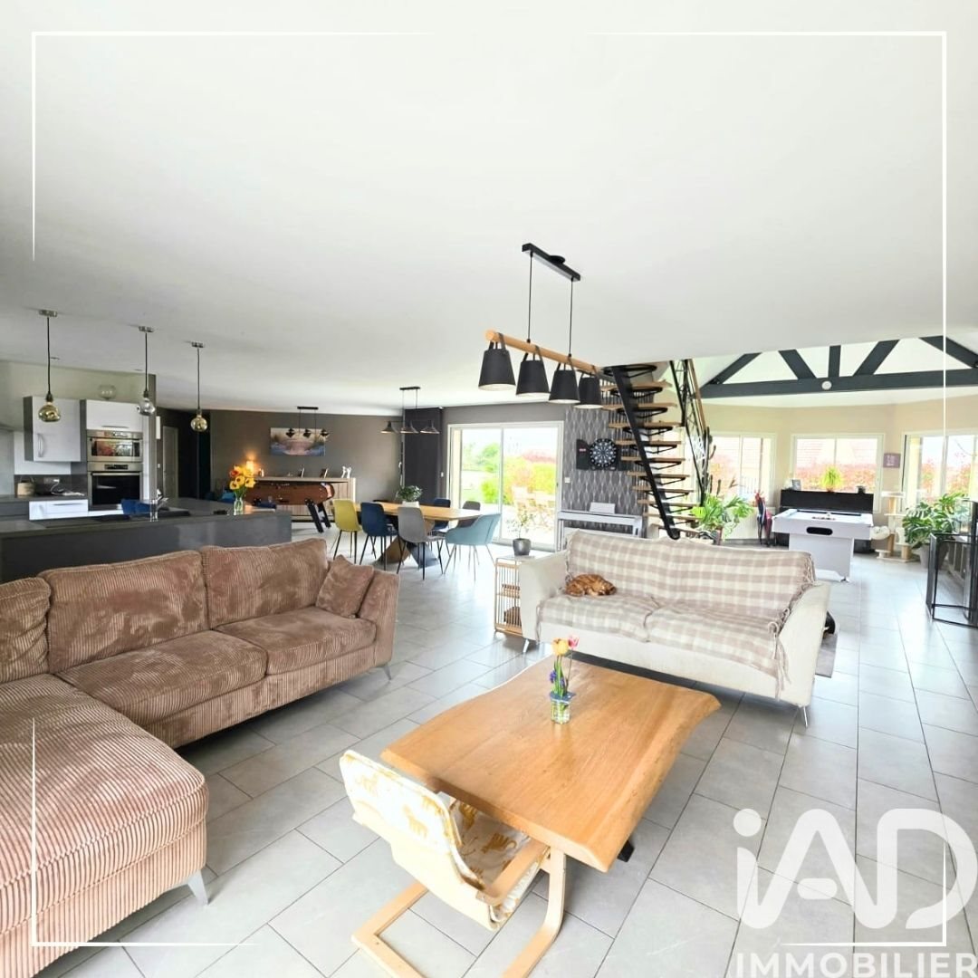 Maison à vendre, 310m², Saint-Saëns