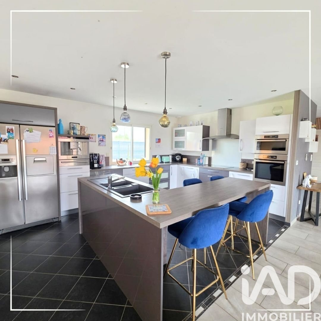 Maison à vendre, 310m², Saint-Saëns