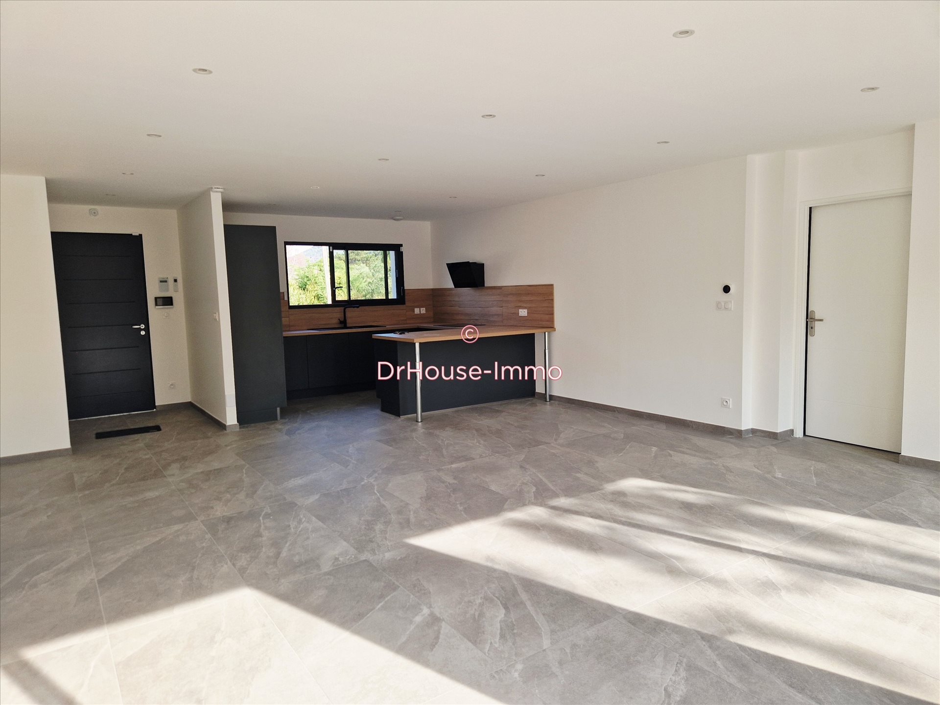 Maison à vendre, 110m², Charmes-sur-Rhône