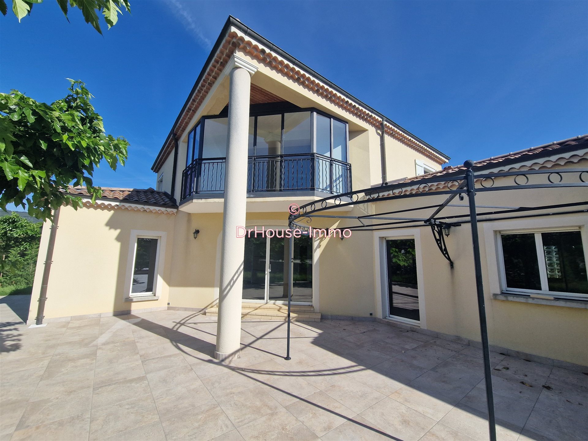 Maison à vendre, 228m², Charmes-sur-Rhône