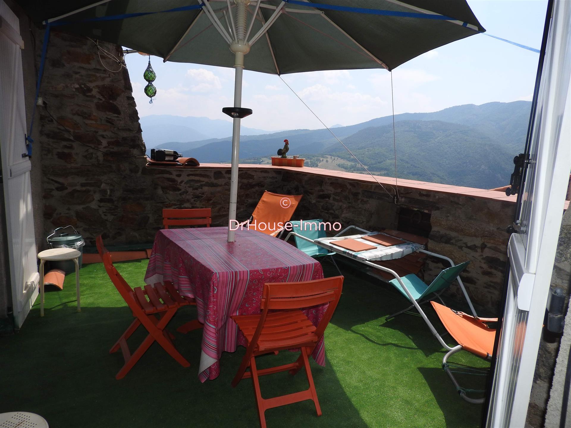Maison à vendre, 136m², Saint-Marsal