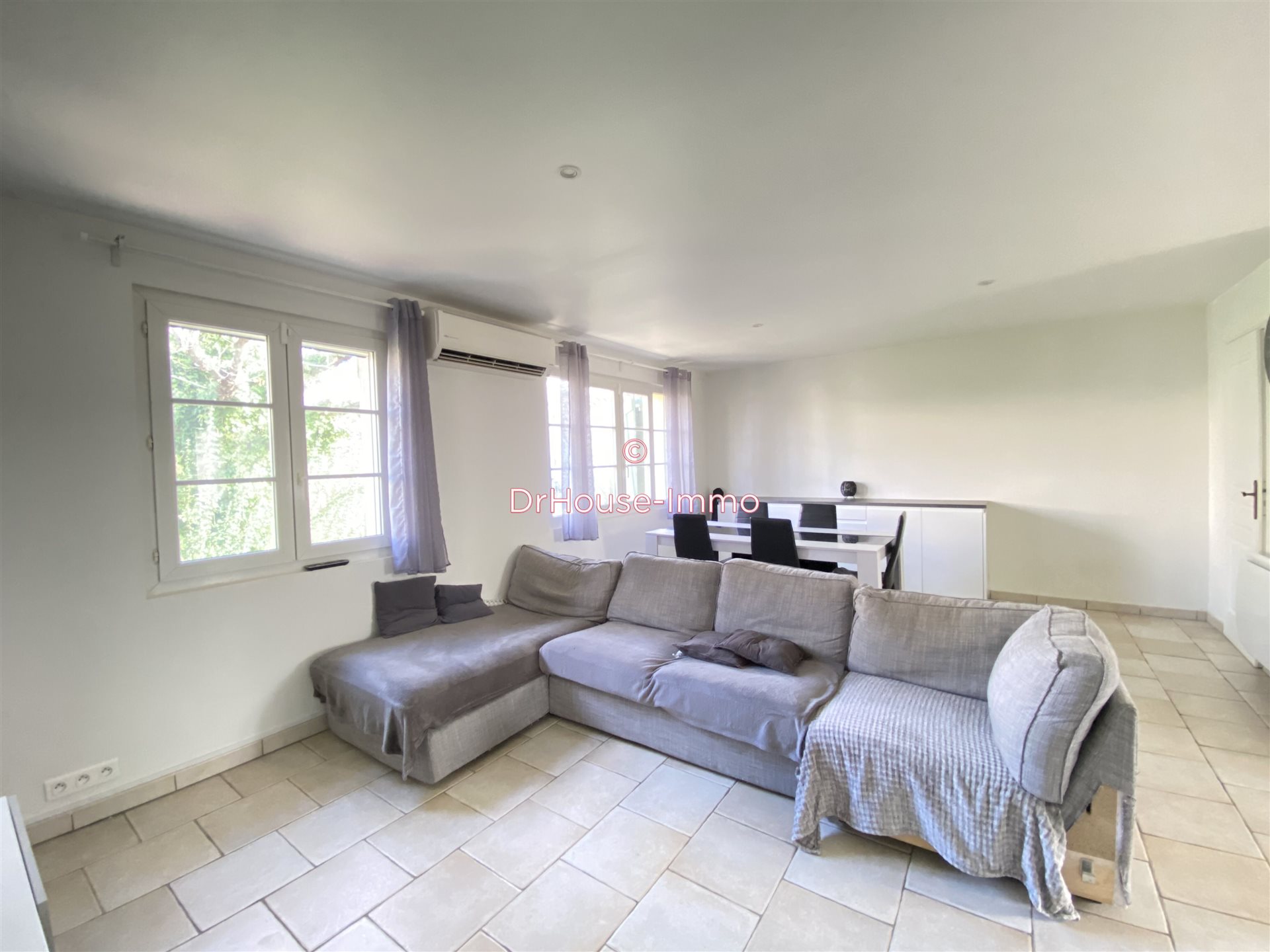 Appartement à vendre, 70m², Peyrolles-en-Provence