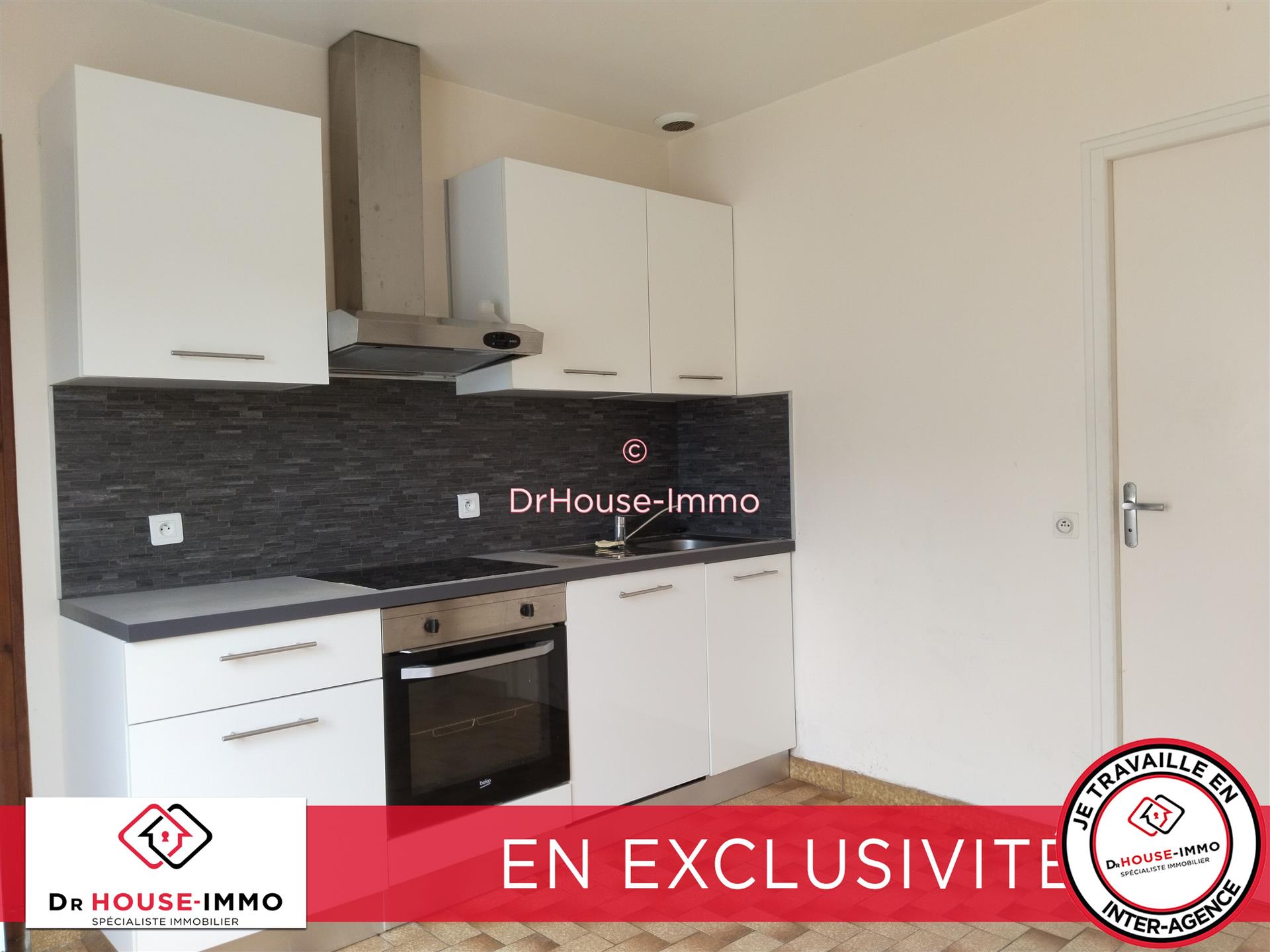 Maison à vendre, 71m², Nalliers