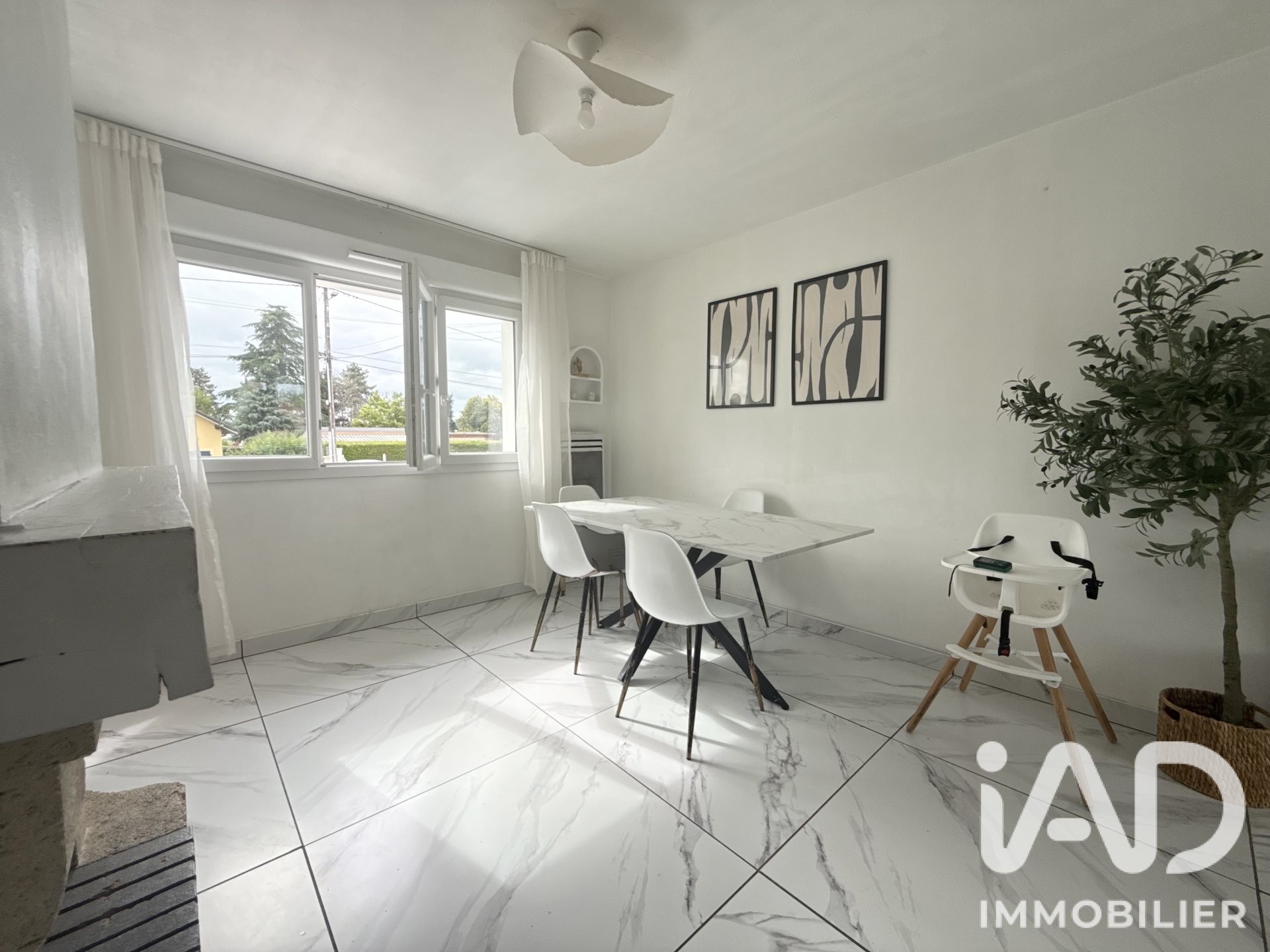 Maison à vendre, 94m², Dordives