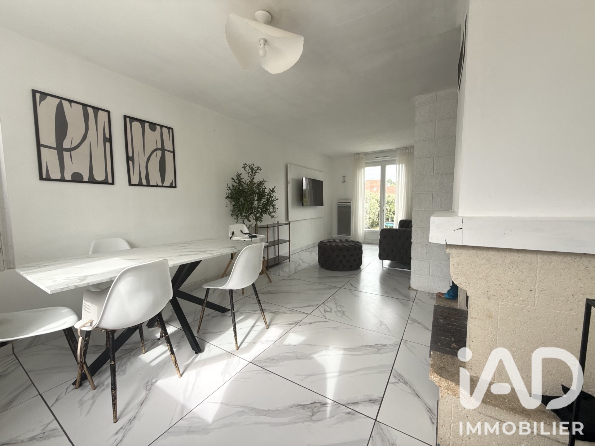 Maison à vendre, 94m², Dordives