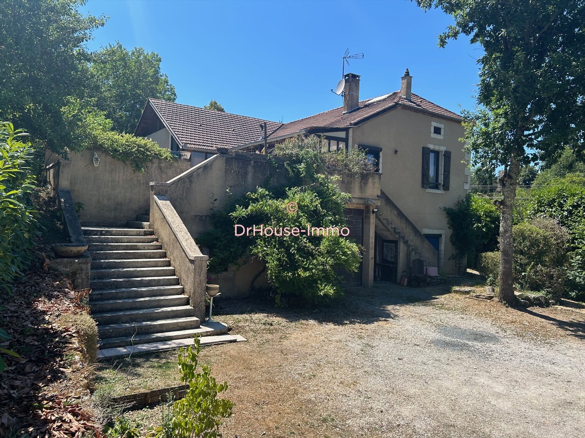 Maison à vendre, 232m², Luzech