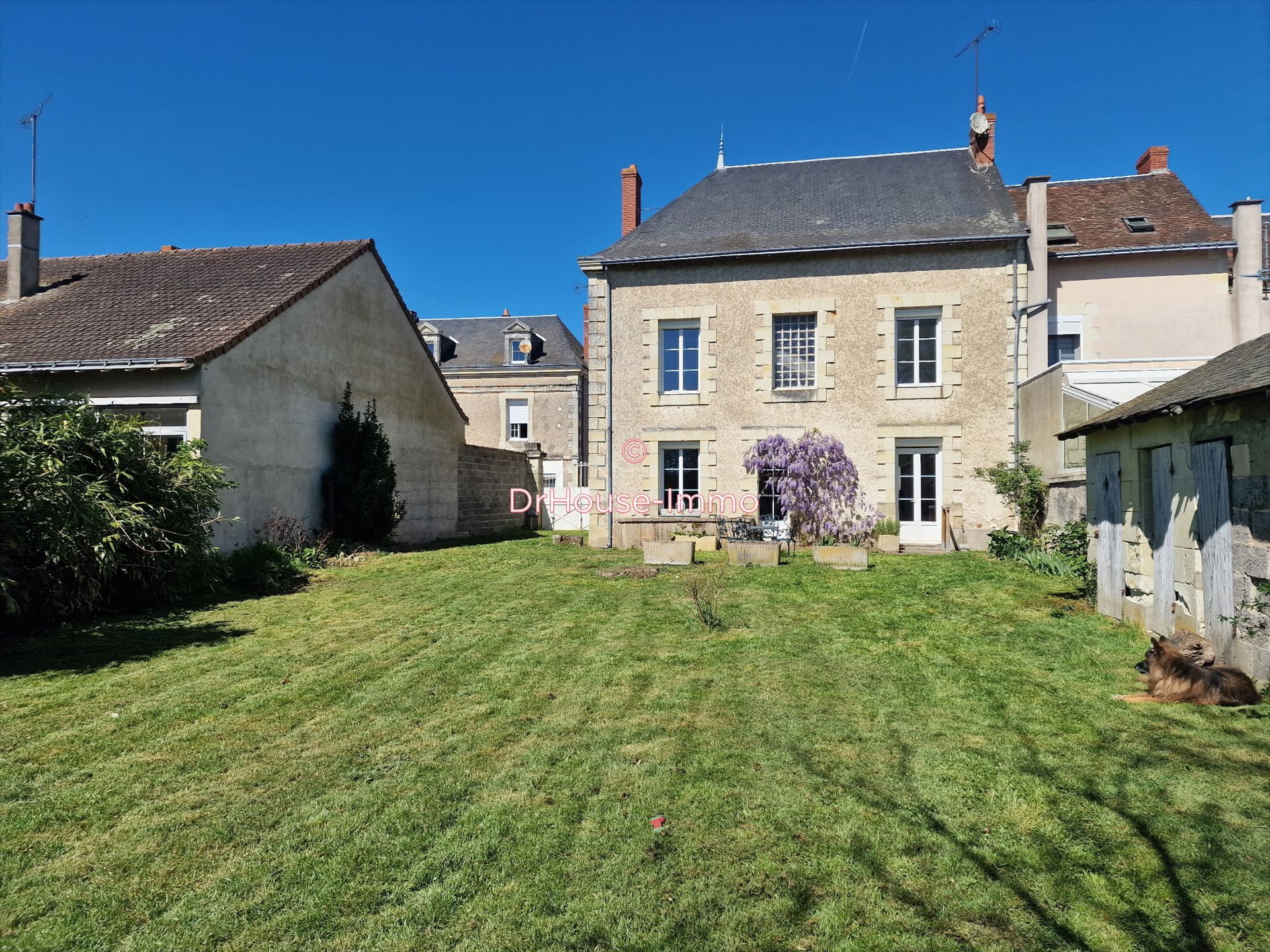 Maison à vendre, 203m², Dangé-Saint-Romain