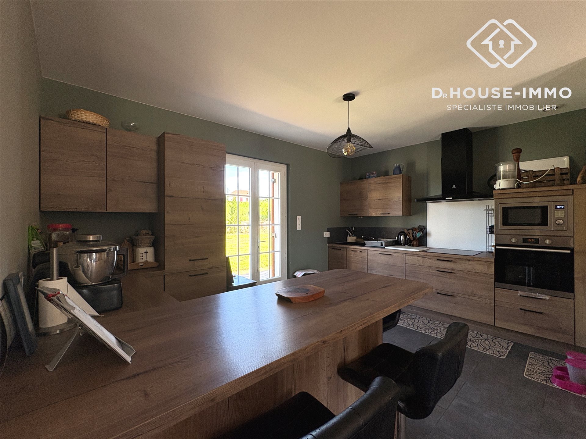 Maison à vendre, 140m², Bourdeilles