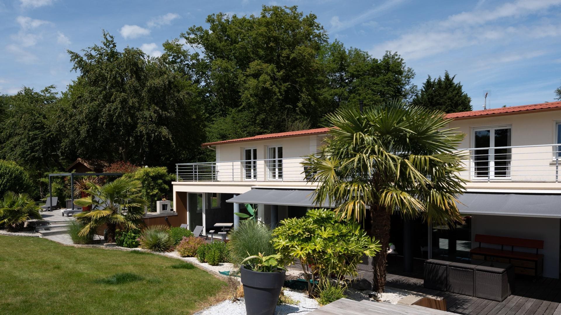 Maison à vendre, 385m², Noailles