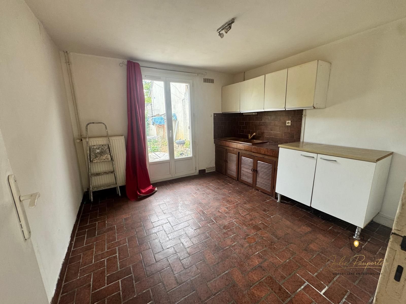 Maison à vendre, 90m², Gy-les-Nonains