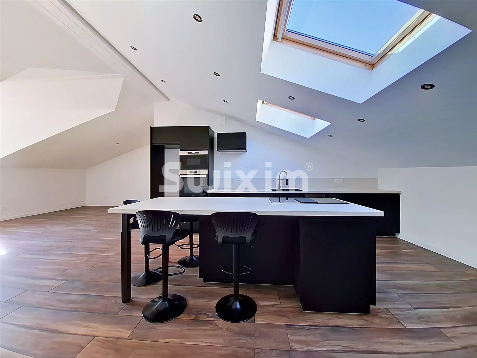 Appartement à vendre, 141m², Valserhône