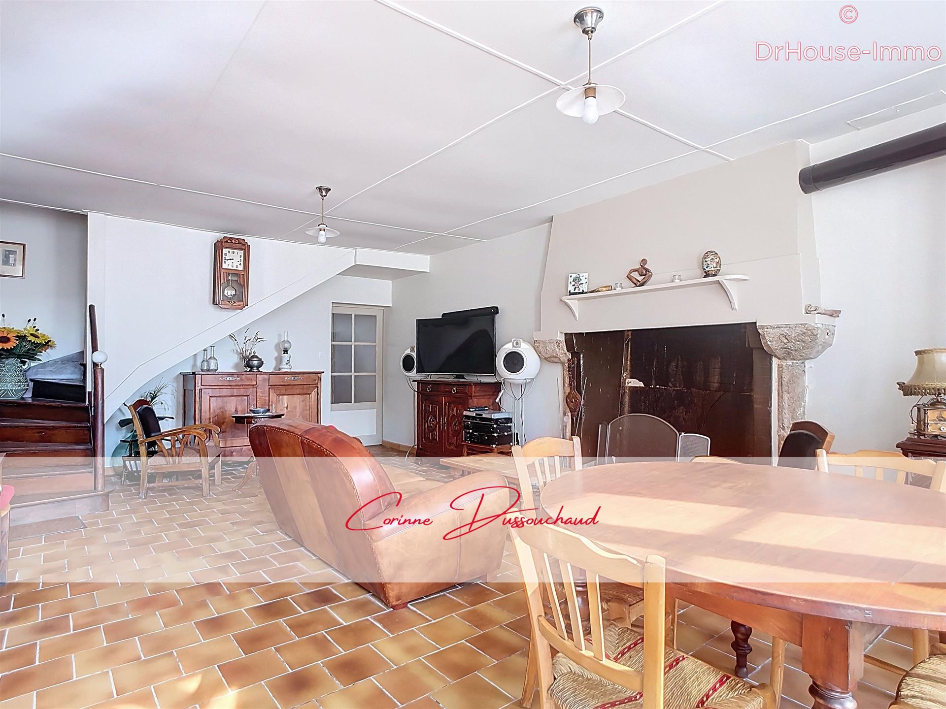 Maison à vendre, 239m², Mortemart
