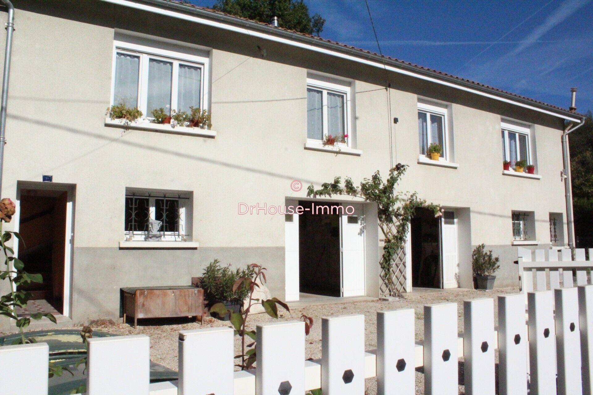 Maison à vendre, 135m², Chabanais