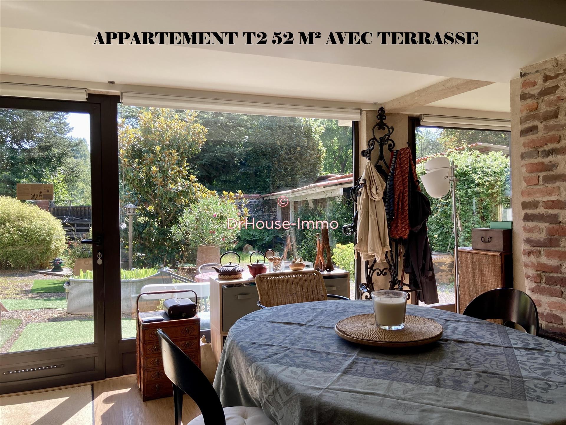 Maison à vendre, 423m², Perrier