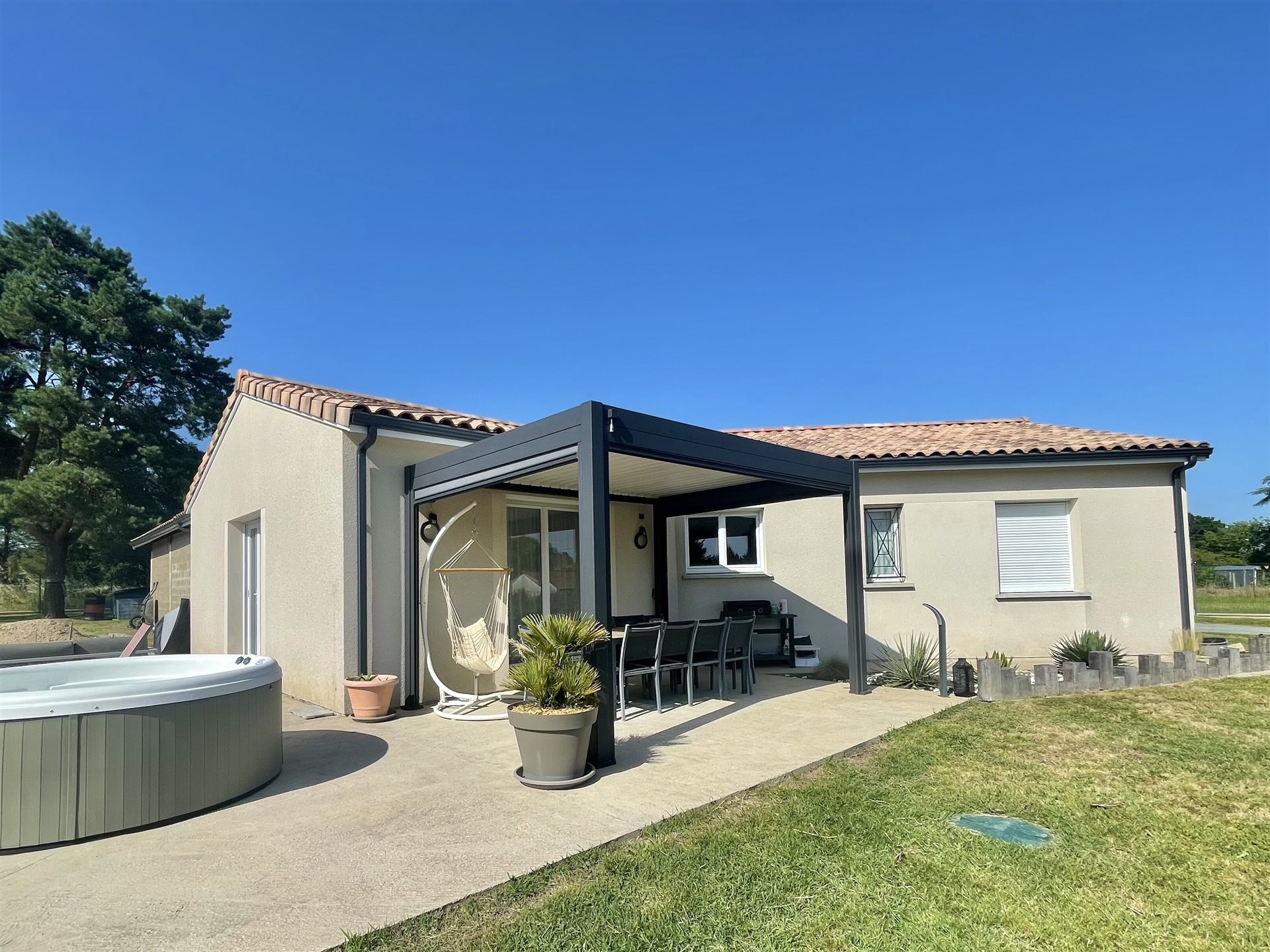 Maison à vendre, 95m², Lamothe-Montravel