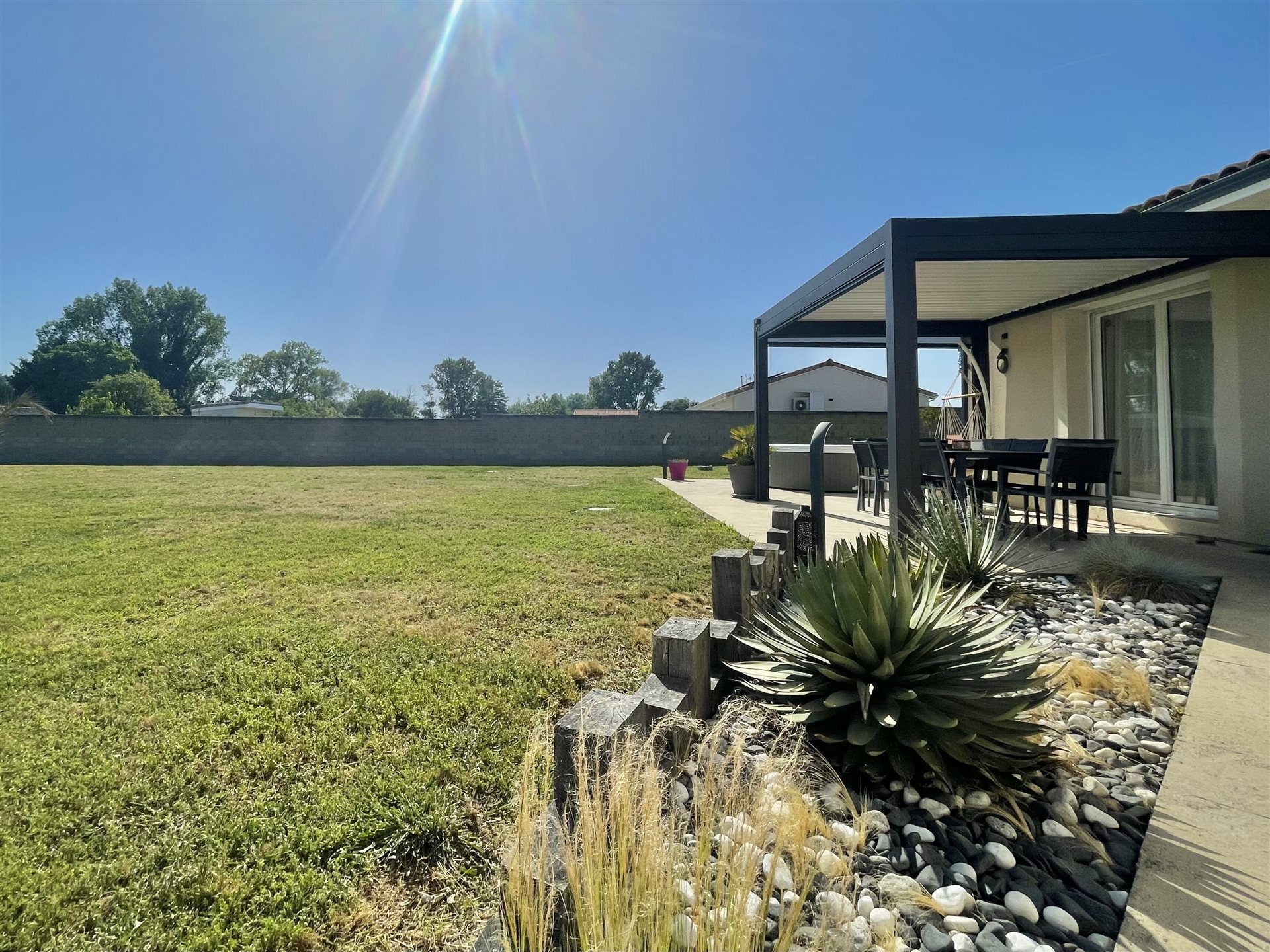 Maison à vendre, 95m², Lamothe-Montravel