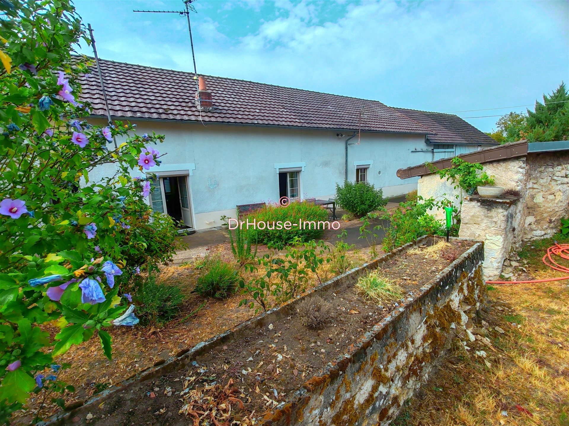 Maison à vendre, 115m², Dangé-Saint-Romain