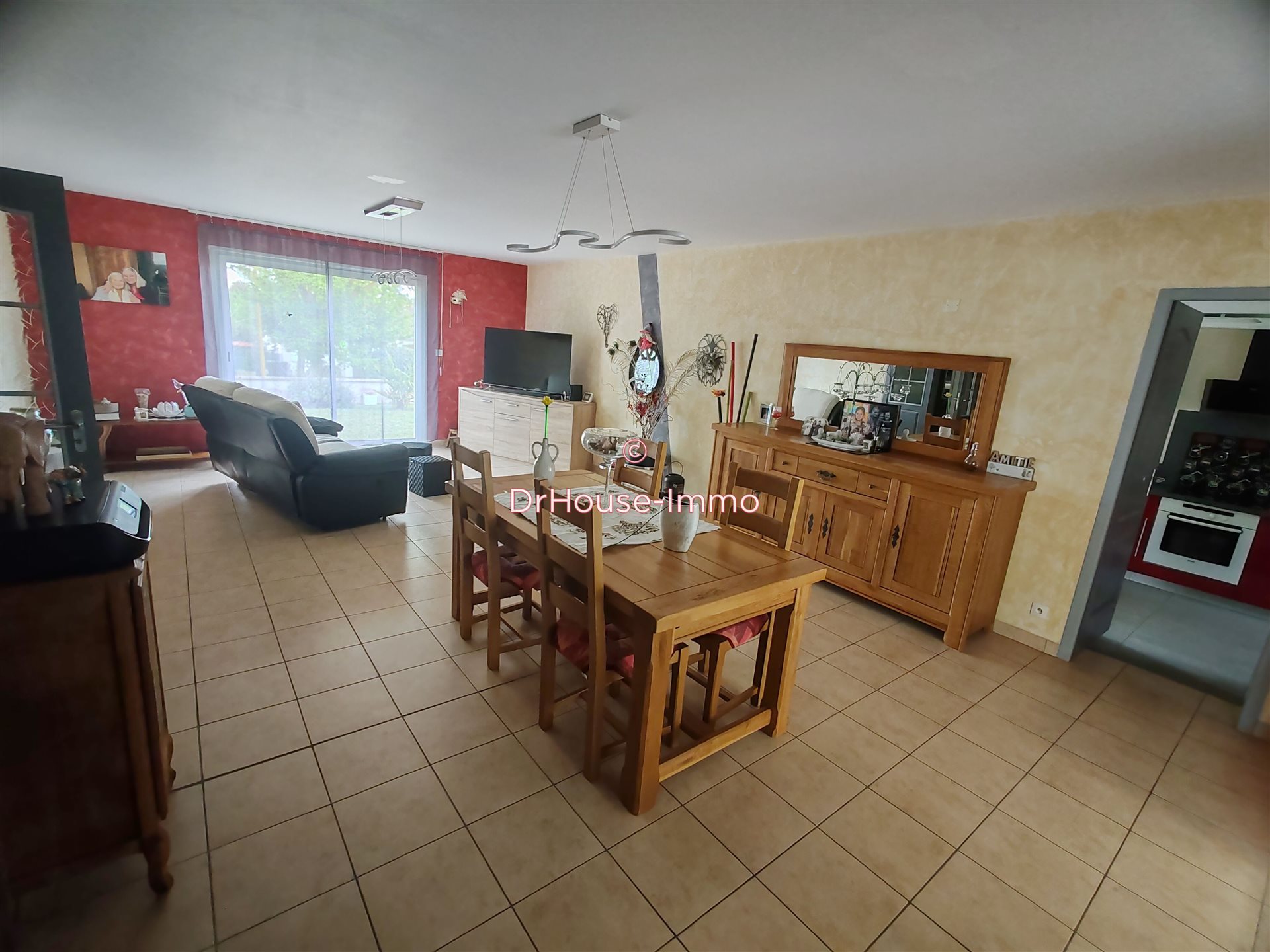 Maison à vendre, 159m², Dangé-Saint-Romain