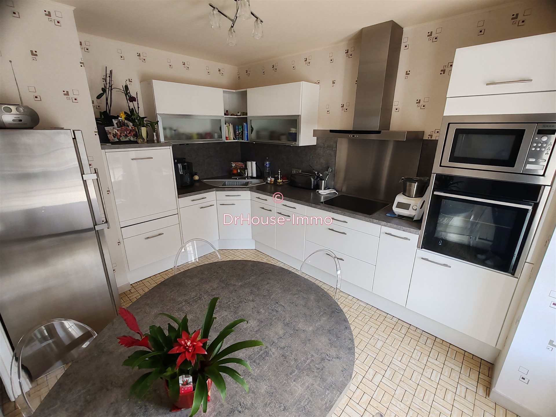Maison à vendre, 4580m², Antogny-le-Tillac