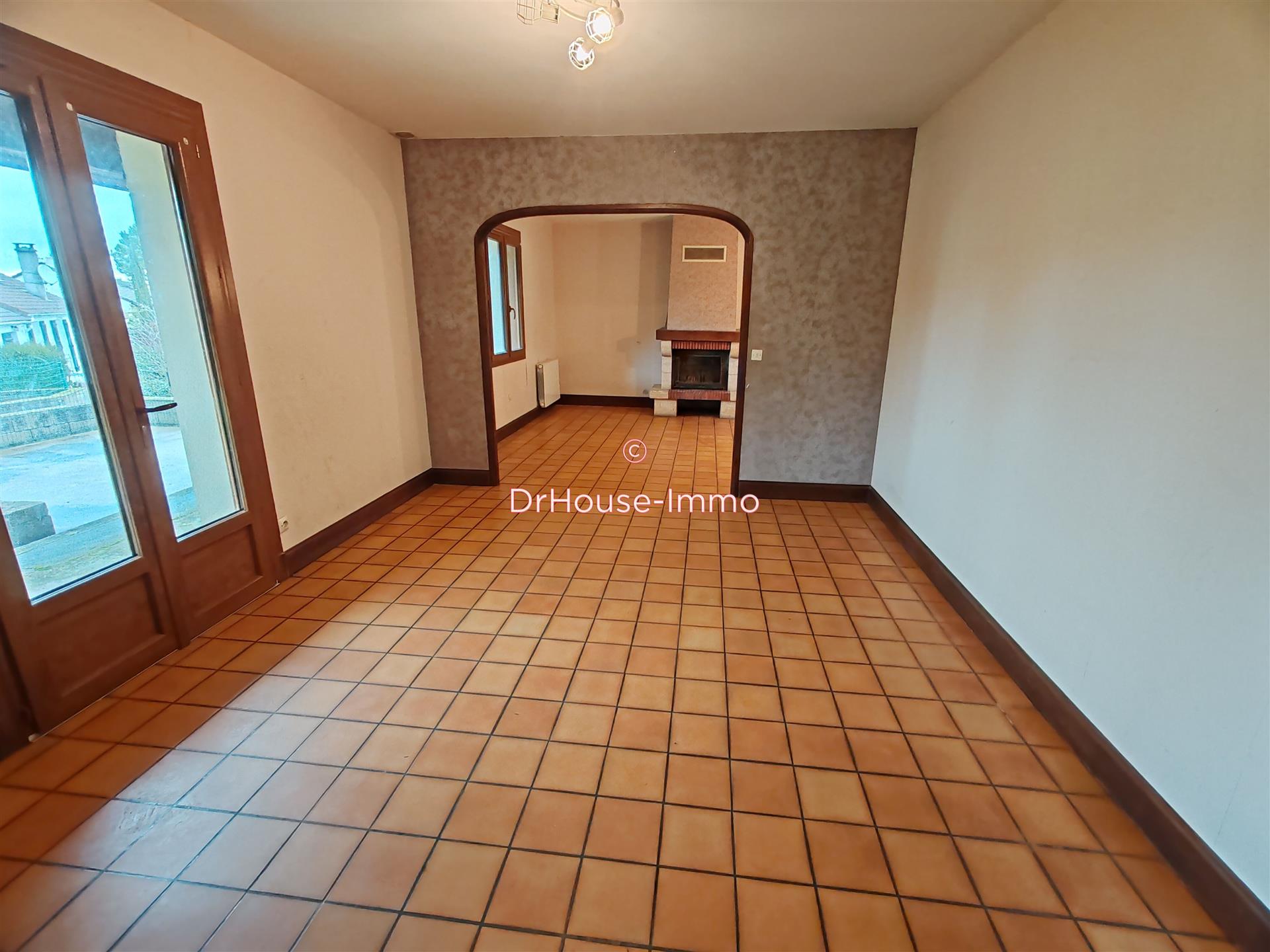 Maison à vendre, 119m², Vaux-sur-Vienne