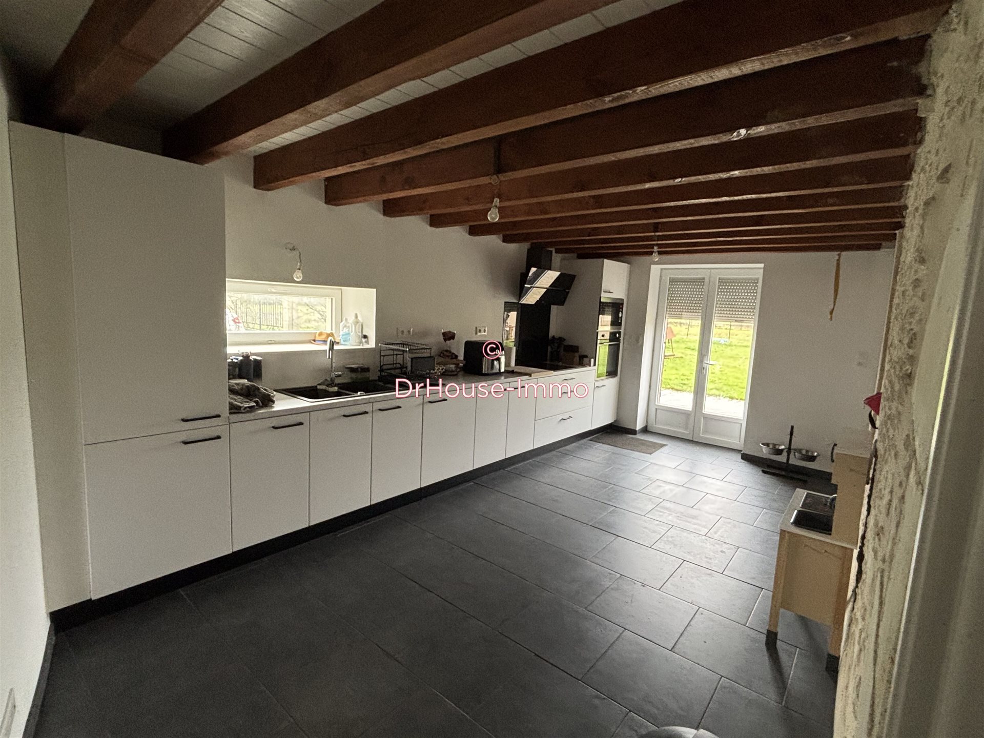 Maison à vendre, 106m², Thurageau