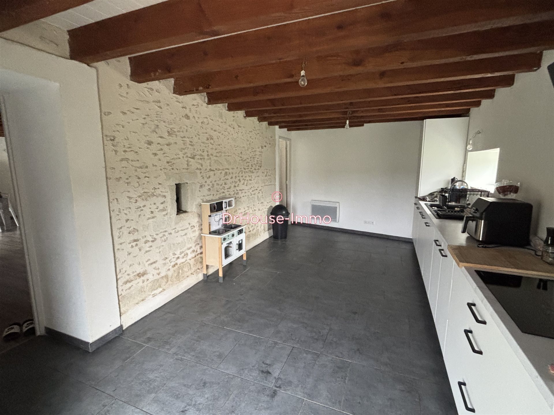 Maison à vendre, 106m², Thurageau