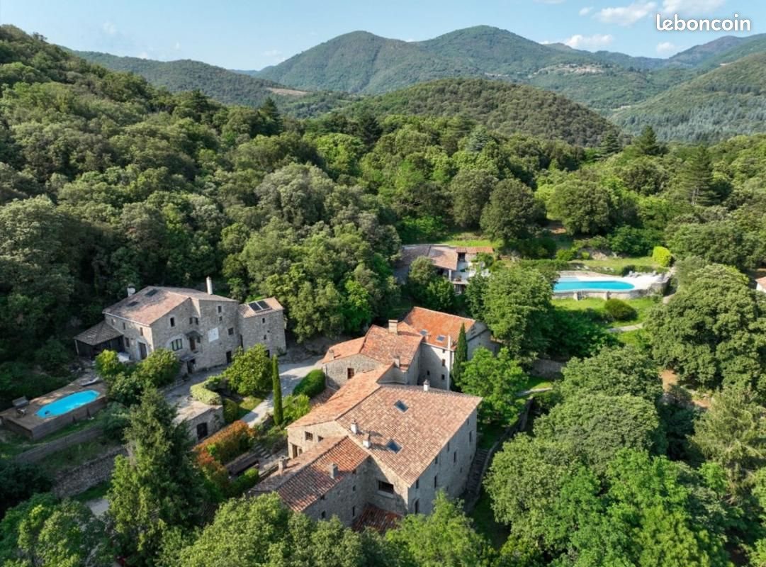 Maison à vendre, 1281m², Saint-André-de-Majencoules