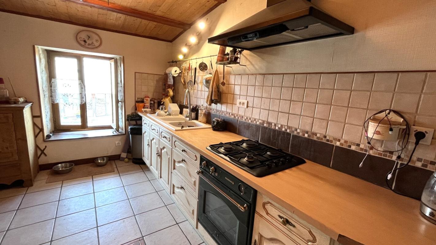 Maison à vendre, 98m², Oyonnax