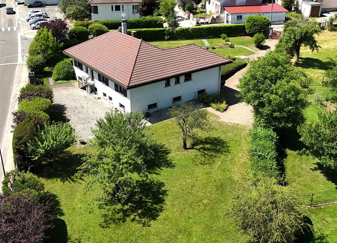 Maison à vendre, 189m², Arinthod