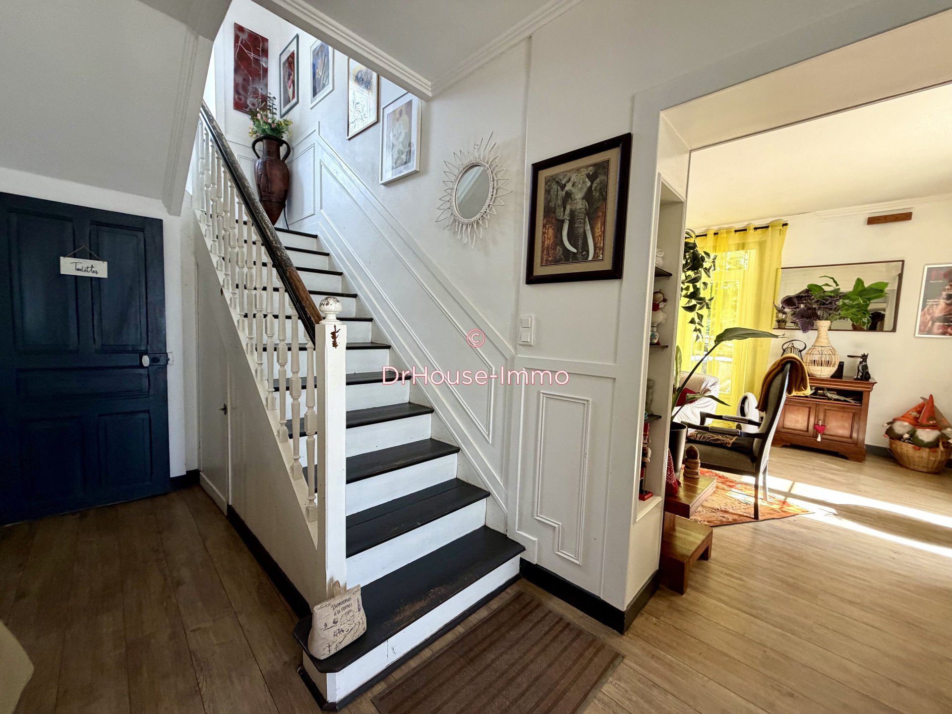 Maison à vendre, 240m², Saint-Yrieix-la-Perche