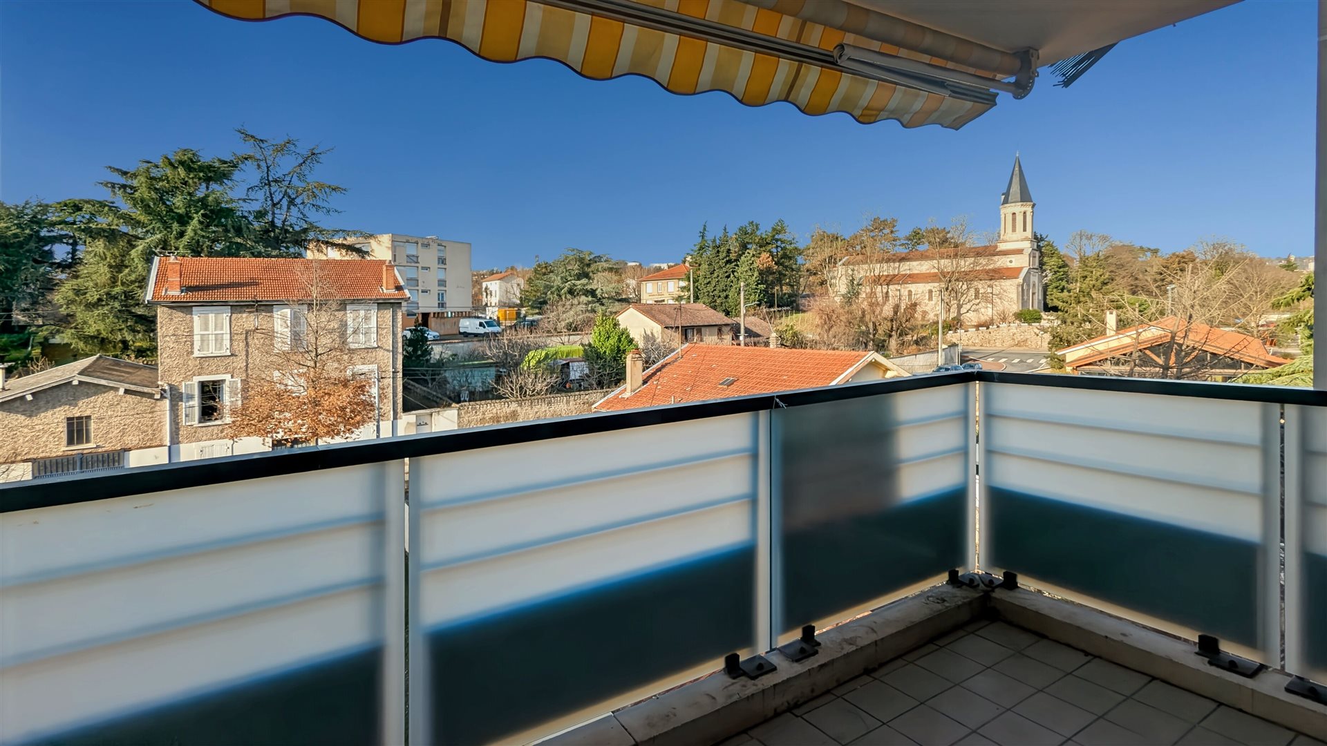 Appartement à vendre, 72m², Pierre-Bénite