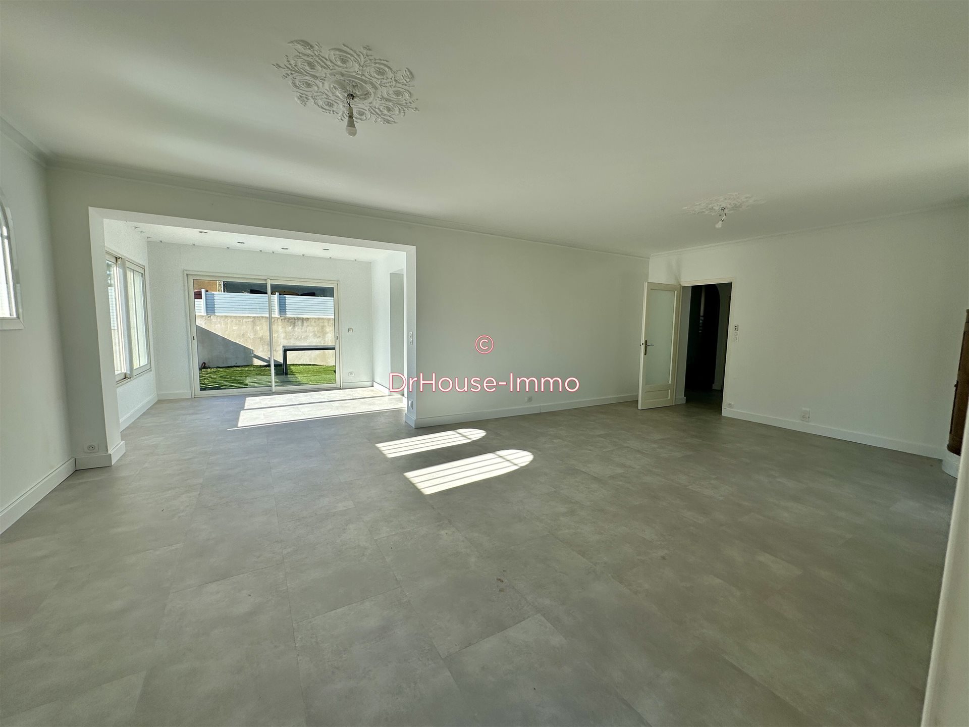 Maison à vendre, 195m², Bourg-lès-Valence
