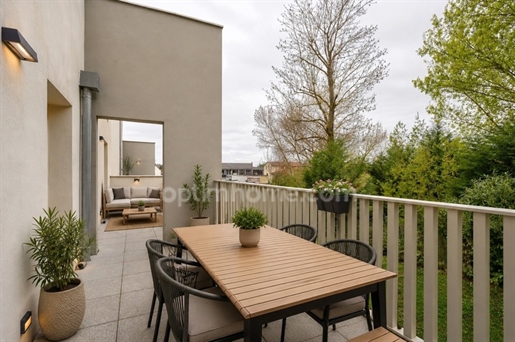 Appartement 6 pièces 105 m² · à Craponne · 105 m² · 450 000 €