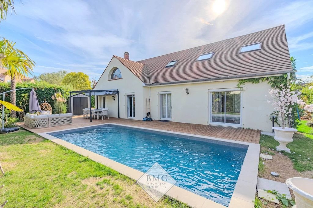 Maison à vendre, 239m², Bussy-Saint-Georges