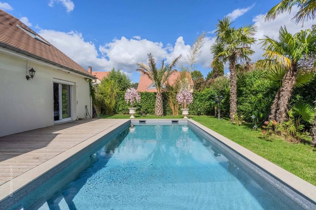 Maison à vendre, 239m², Bussy-Saint-Georges