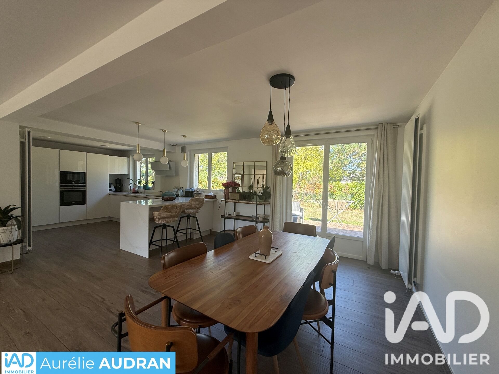 Maison à vendre, 152m², Le Mesnil-Saint-Denis