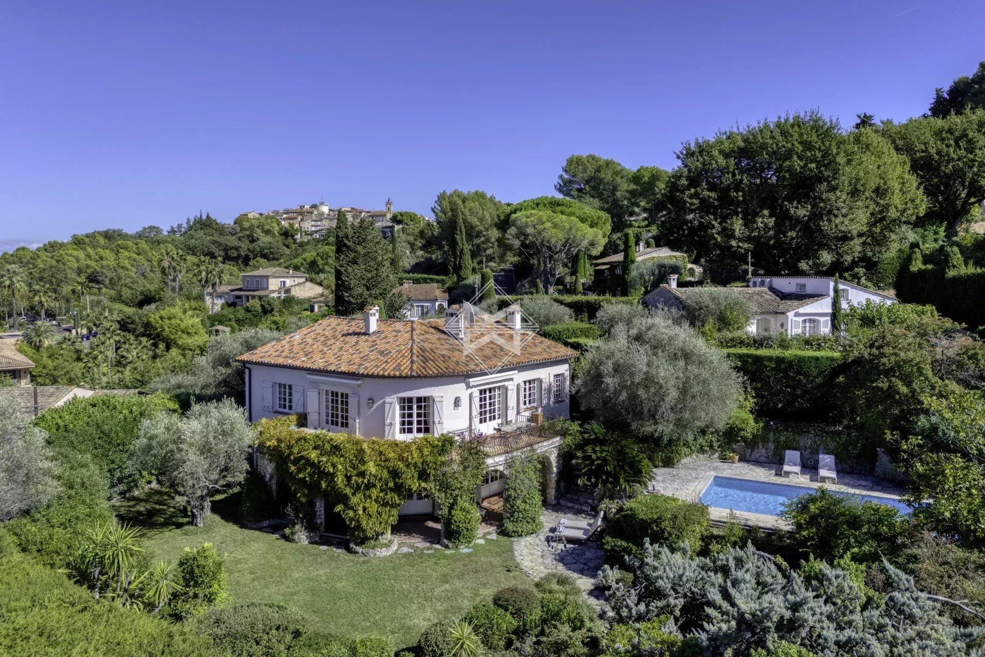 Maison à vendre, 180m², Mougins